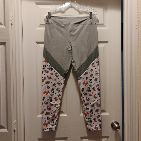 Disney Clothing Bundle Mixed Clothing Leggings Shirts Pajama Shorts Size L - Picture 9 of 13